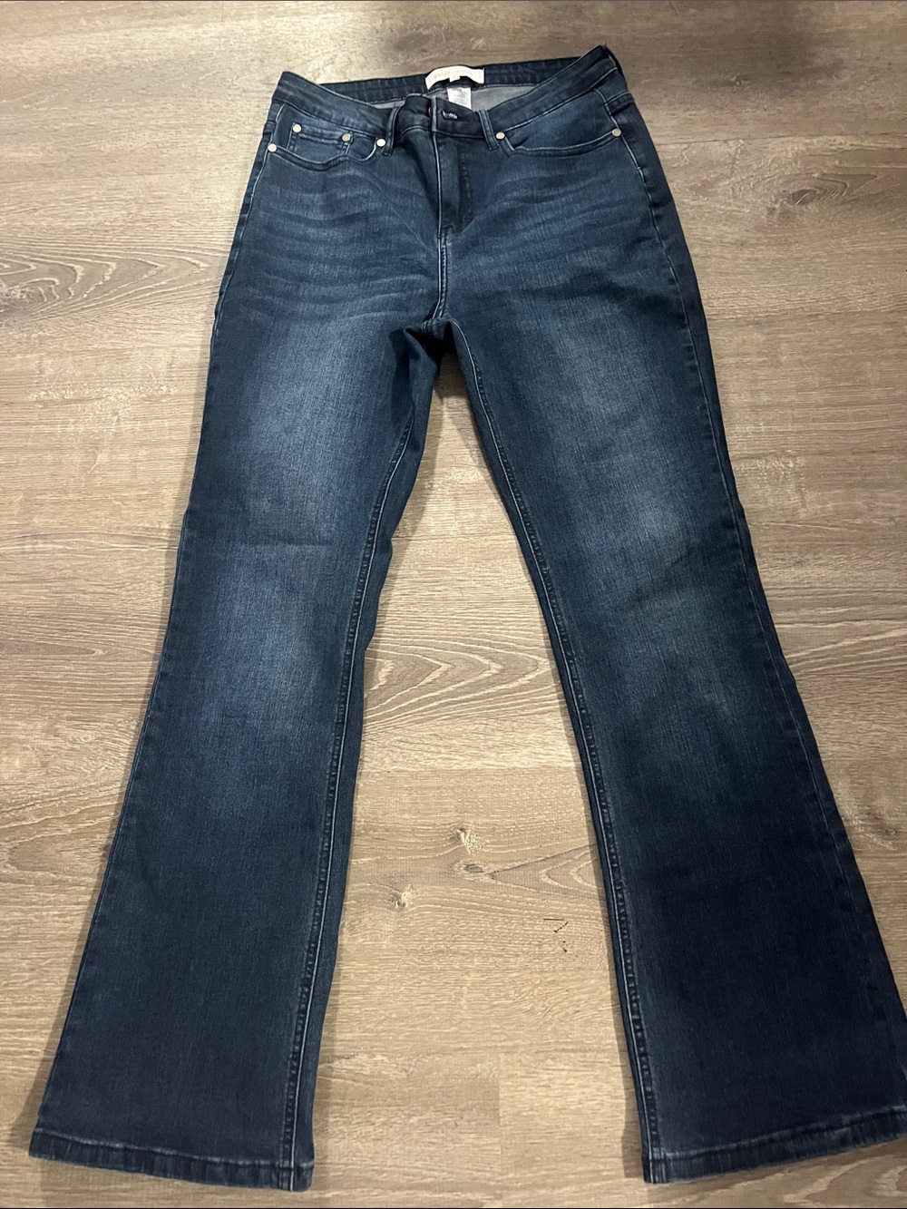 Jaclyn Smith Women’s High-Rise Dark Boot Cut Jeans Size 10